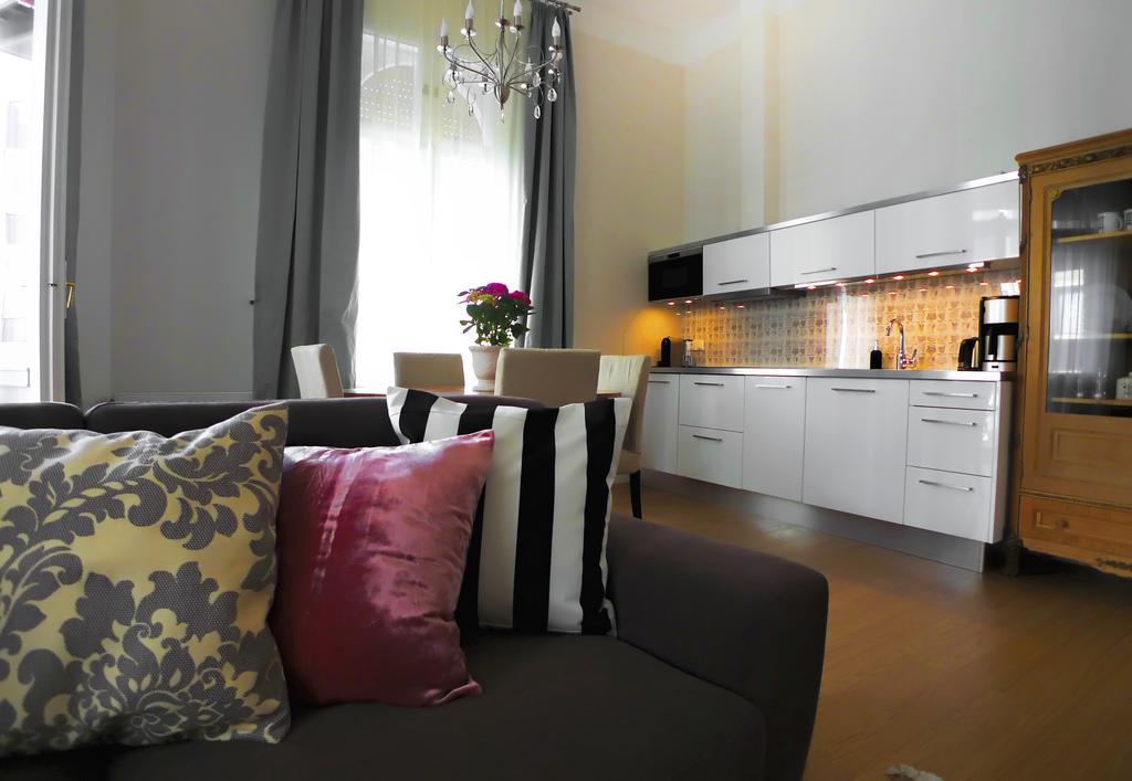 Golden Stars Budapest Apartments Ngoại thất bức ảnh